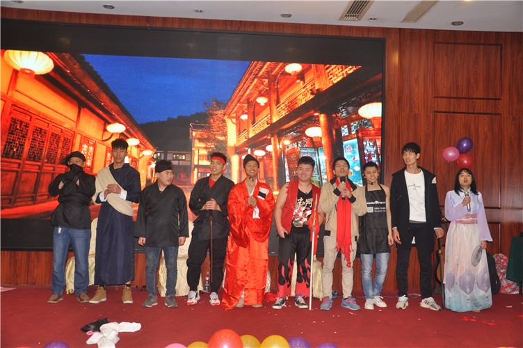 萬磊人歡聚一堂，只為追逐2020“萬磊夢”！